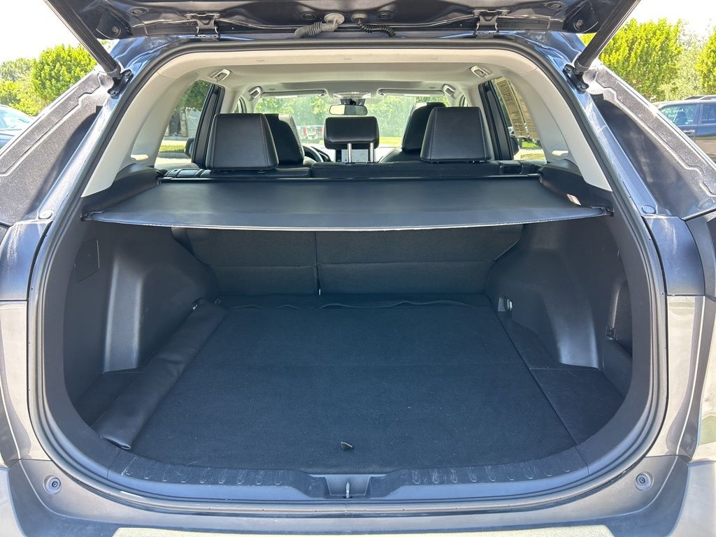 2023 Toyota RAV4 XLE Premium photo 43