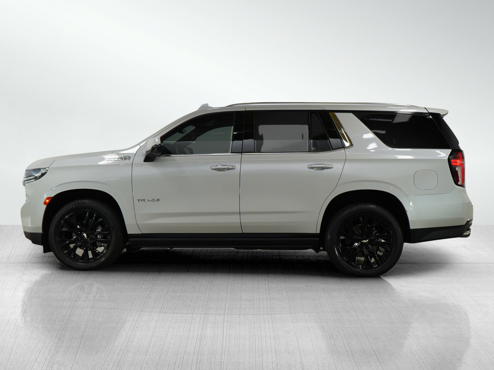Used 2023 Chevrolet Tahoe High Country with VIN 1GNSKTKL9PR337534 for sale in White Bear Lake, Minnesota