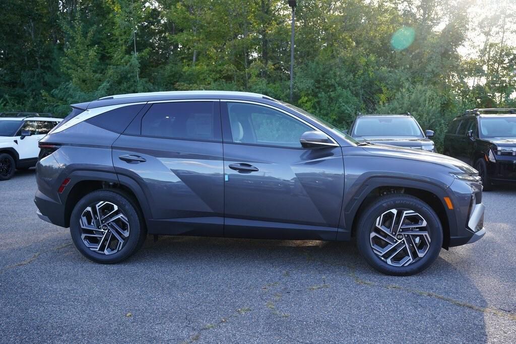 2025 Hyundai Tucson Hybrid Limited photo 6