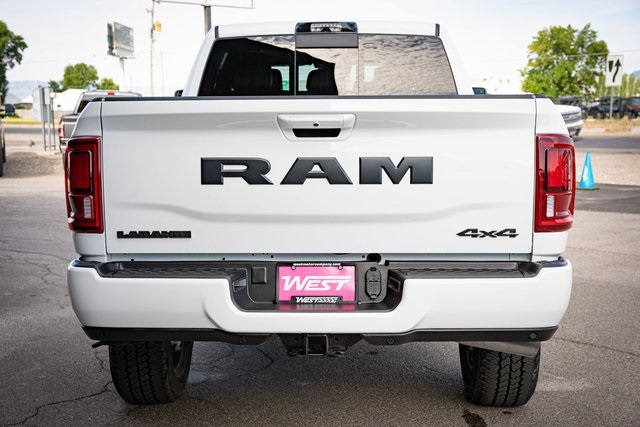 2025 Ram 3500 Laramie photo 9