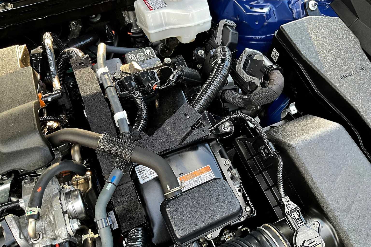 2023 Toyota Camry Hybrid SE photo 29