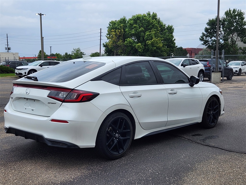 2024 Honda Civic Hatchback Sport photo 3