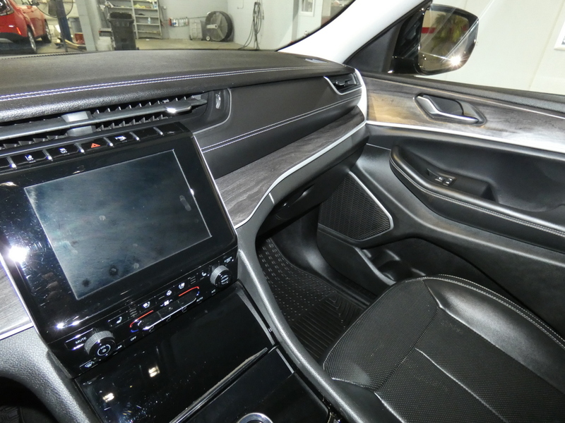 2022 Jeep Grand Cherokee Limited photo 9