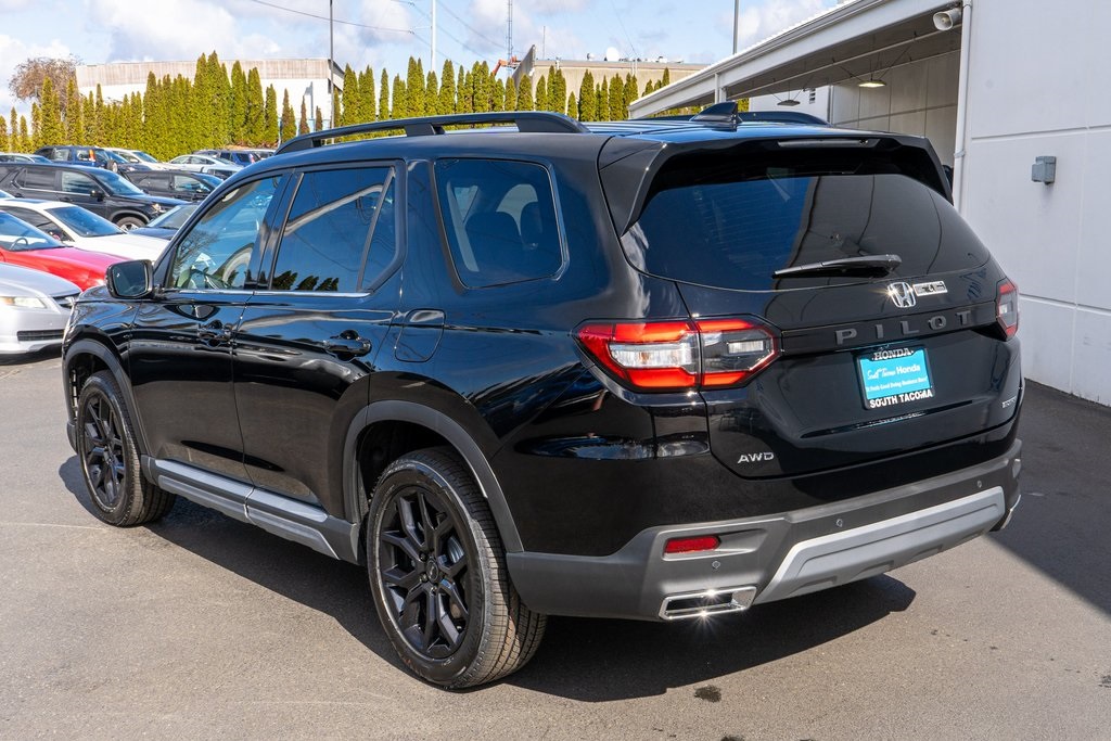 2025 Honda Pilot Touring photo 8