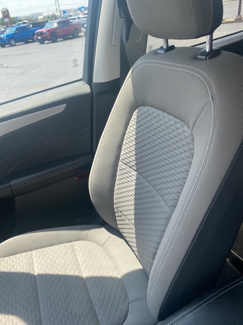 2022 Ford Escape SE photo 33