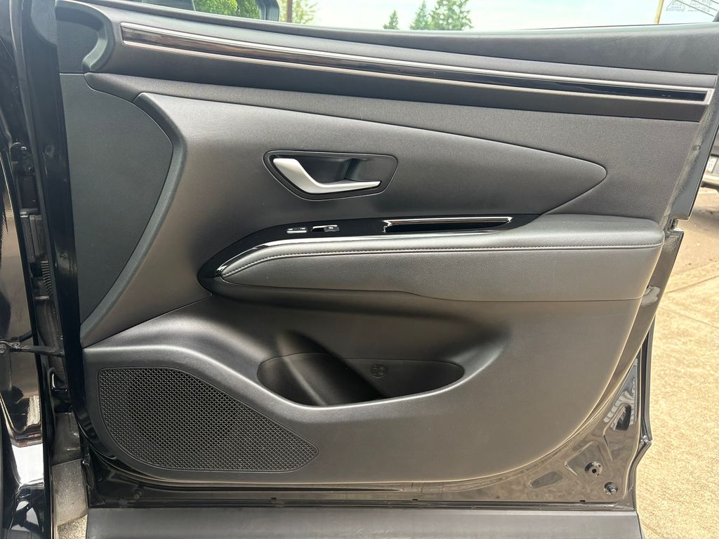 2023 Hyundai Tucson Limited photo 24