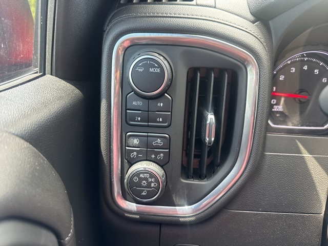 2022 Chevrolet Silverado 1500 RST photo 19