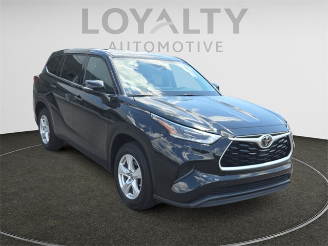 2021 Toyota Highlander L photo 7