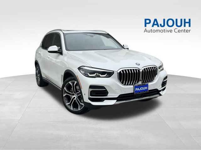 2022 BMW X5 40i's photo