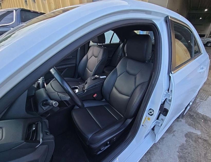 2024 Cadillac CT4 Luxury photo 4