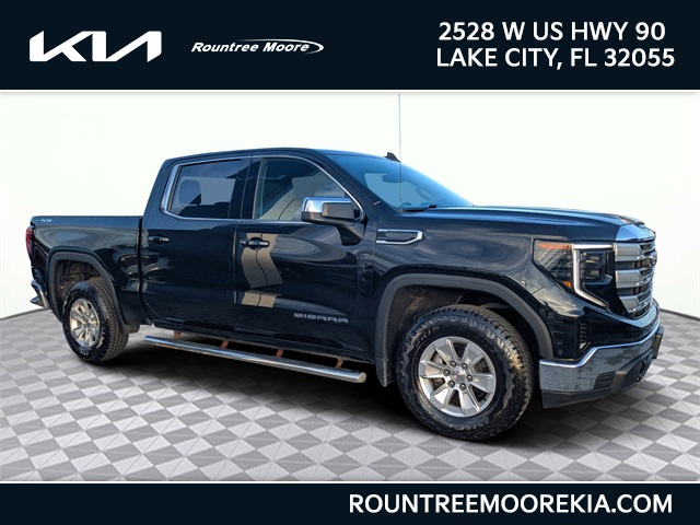 2022 GMC Sierra 1500 SLE's photo