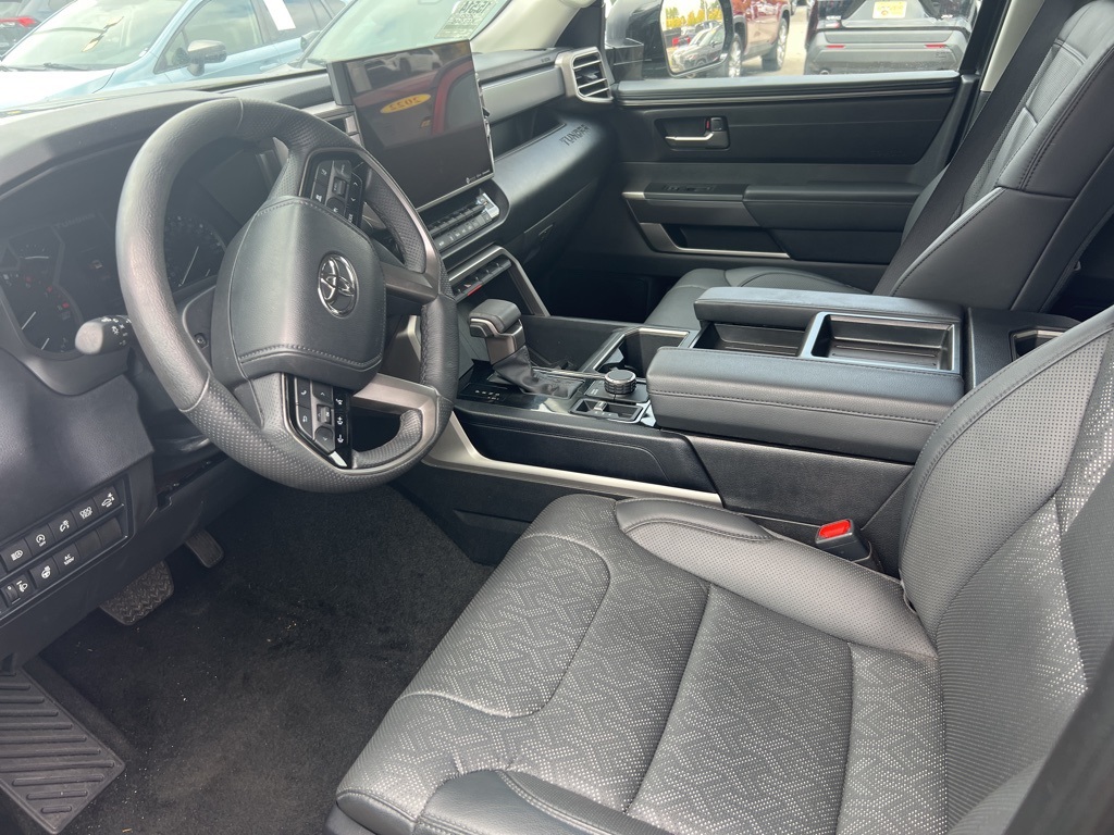 2023 Toyota Tundra SR5 photo 5