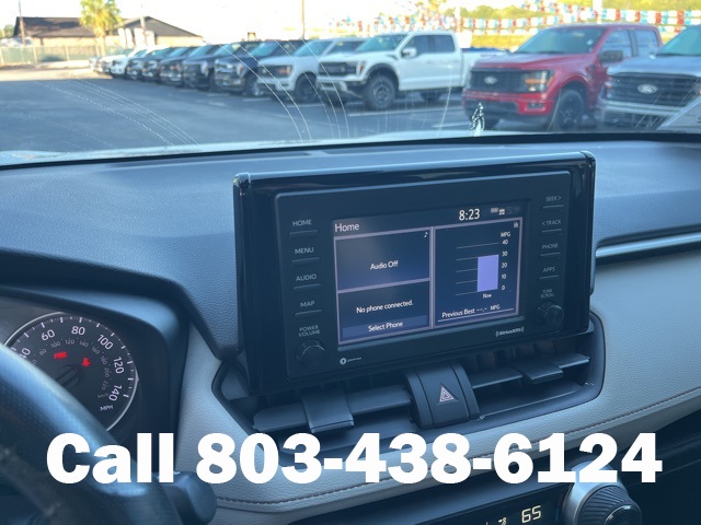 2021 Toyota RAV4 XLE photo 20