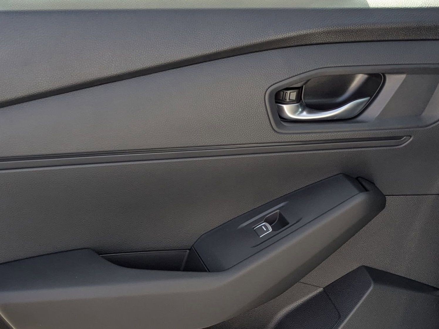 2025 Honda Accord Hybrid Sport-L photo 17