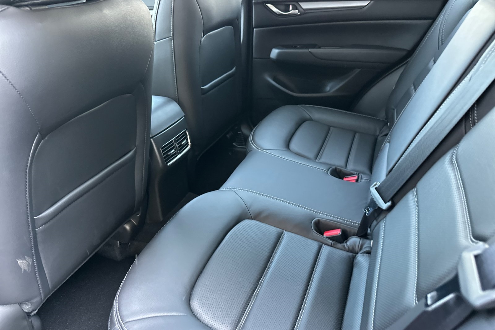2025 Mazda CX-5 2.5 S Preferred photo 12