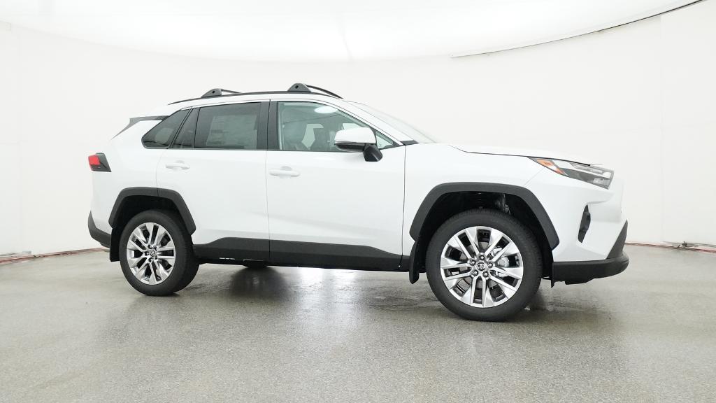 2025 Toyota RAV4 XLE Premium photo 28