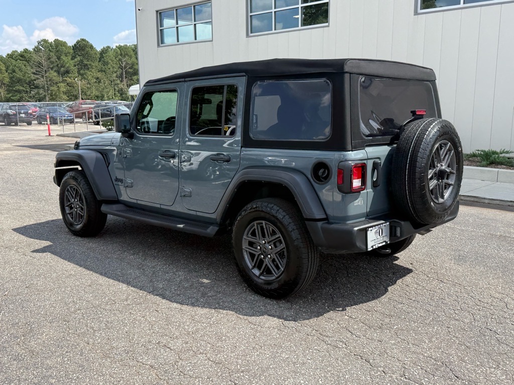 2024 Jeep Wrangler Sport S photo 4