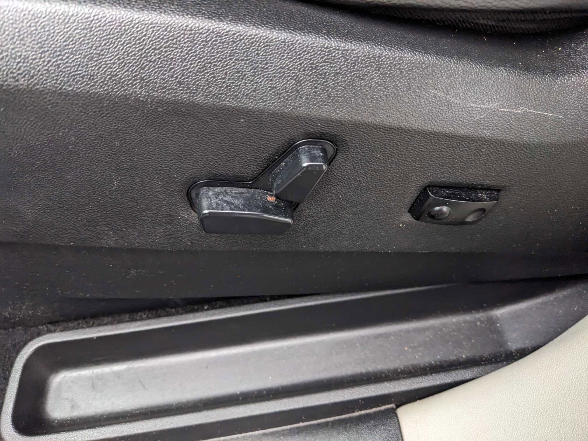 PreOwned 2019 Dodge Grand Caravan SXT Minivan, Passenger in Goldsboro