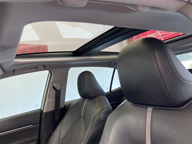2021 Toyota Camry XSE photo 29