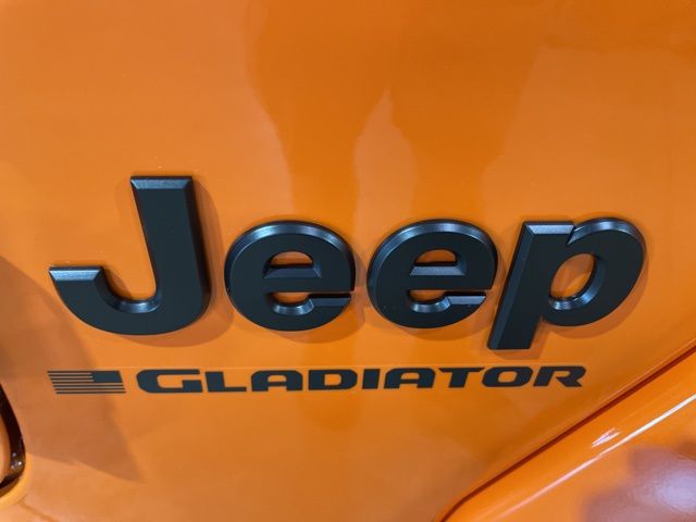 2025 Jeep Gladiator Sport photo 11