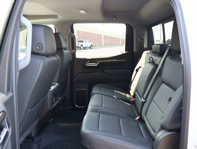 2026 Chevrolet Silverado 1500 RST photo 20