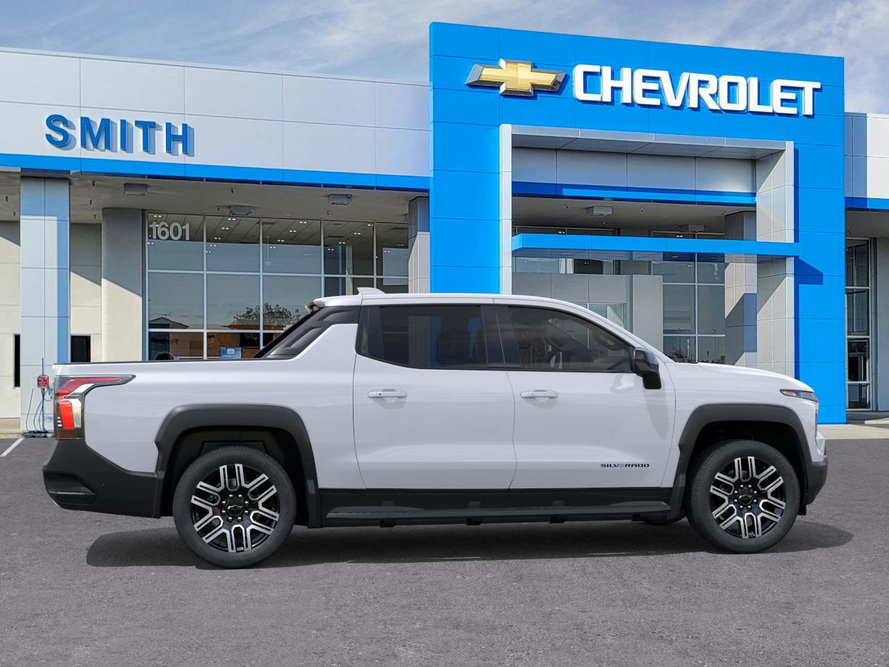 2026 Chevrolet Silverado EV LT photo 4