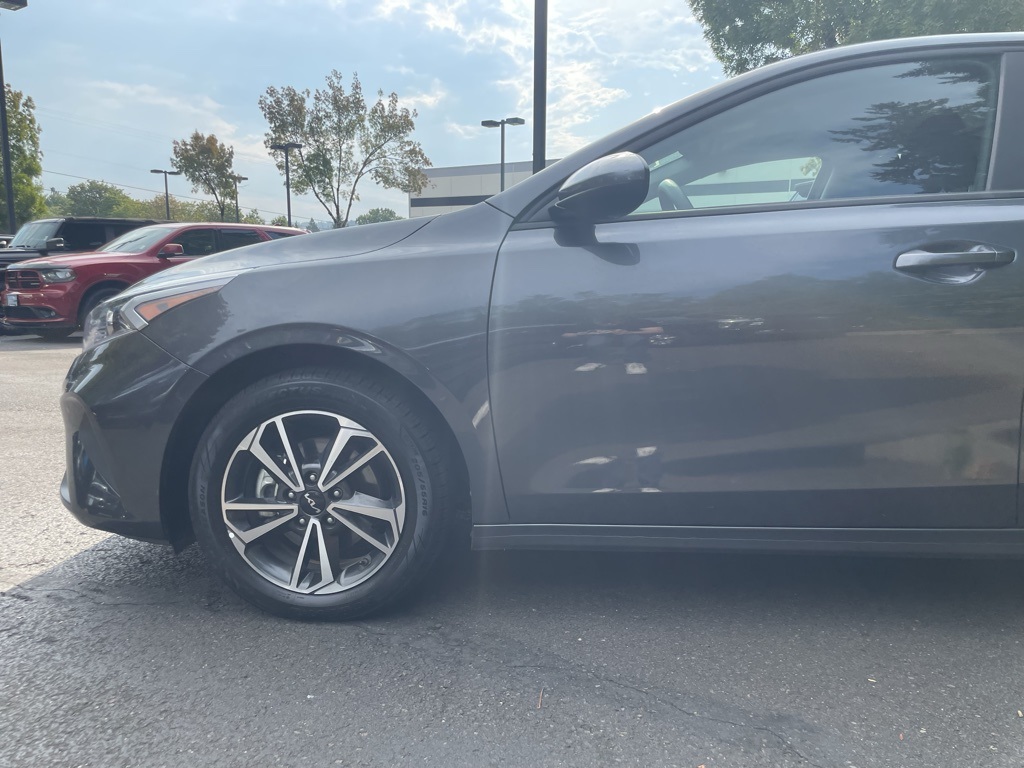 2023 Kia Forte LXS photo 6