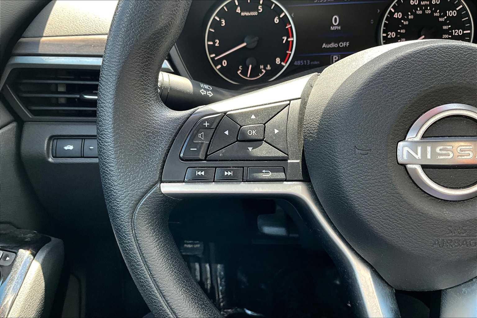 2023 Nissan Altima 2.5 SV photo 17