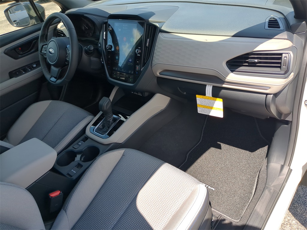 2025 Subaru Forester Premium Base photo 8