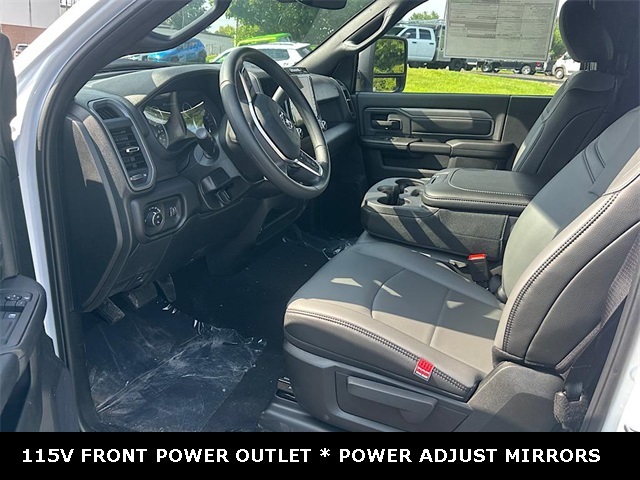 2026 Ram 2500 Tradesman photo 3