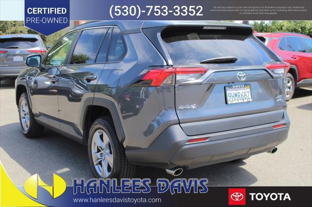 2023 Toyota RAV4 XLE photo 4