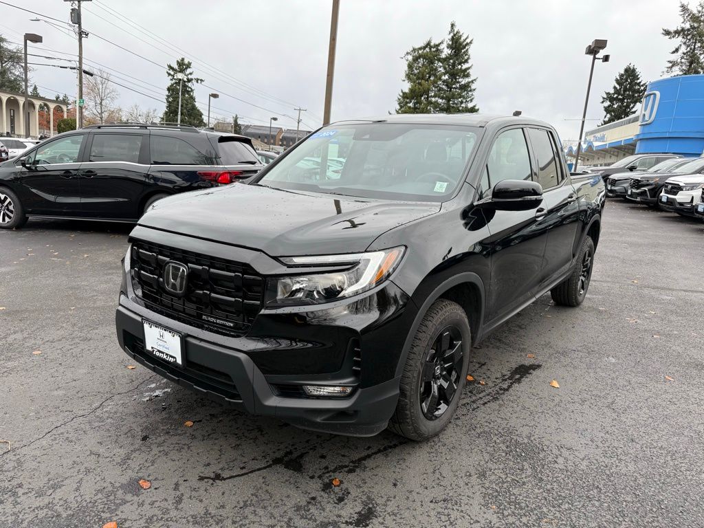 2024 Honda Ridgeline Black Edition photo 3