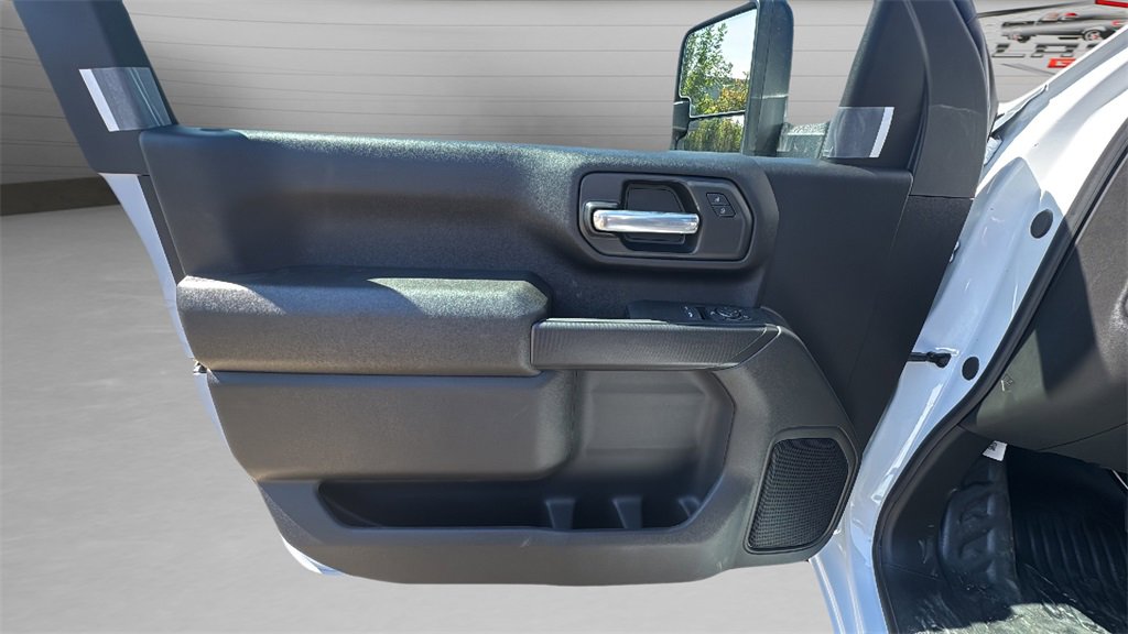 2026 Gmc Sierra 3500 HD Pro photo 11