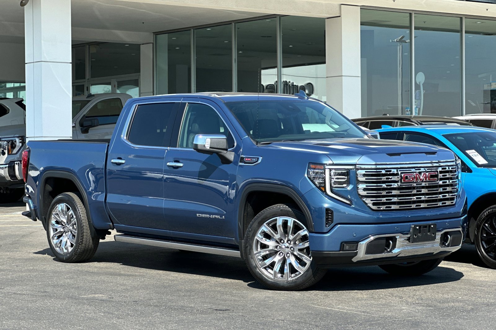 2025 Gmc Sierra 1500 Denali photo 2