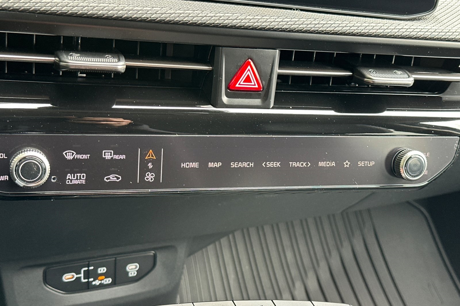 2025 Kia EV6 Light Wind photo 17