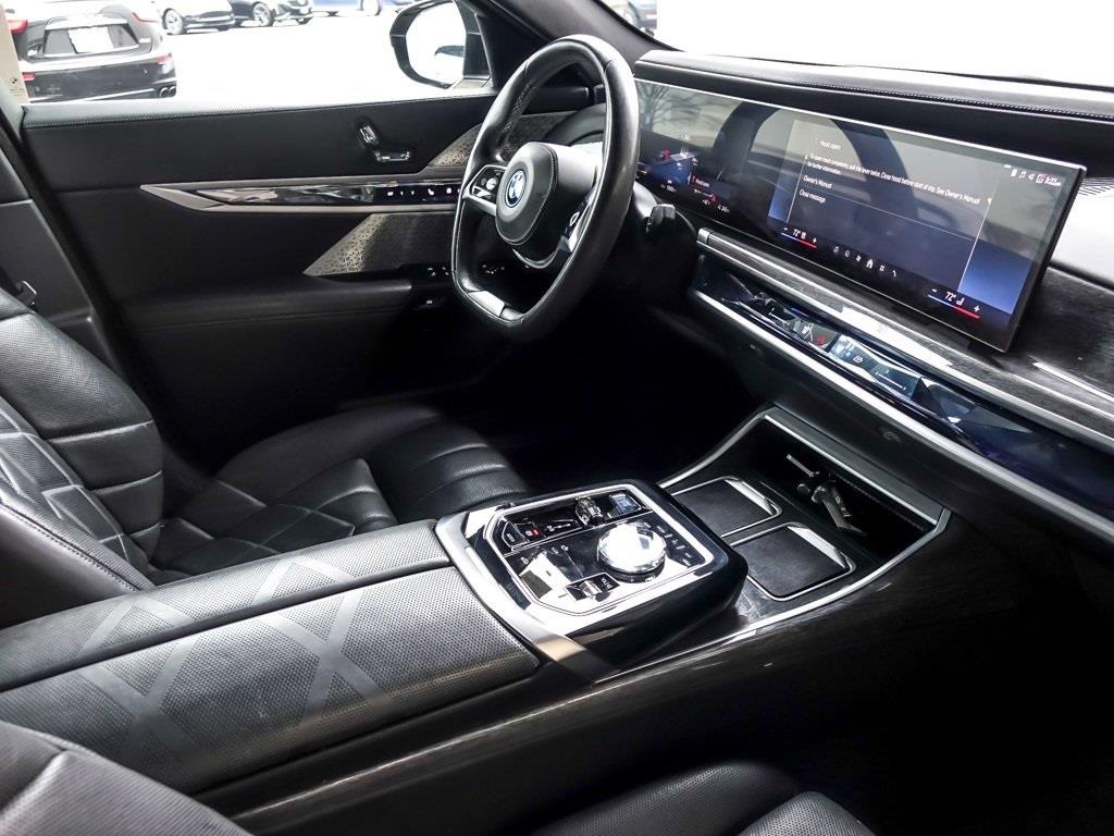 2023 BMW I7 - Image 29