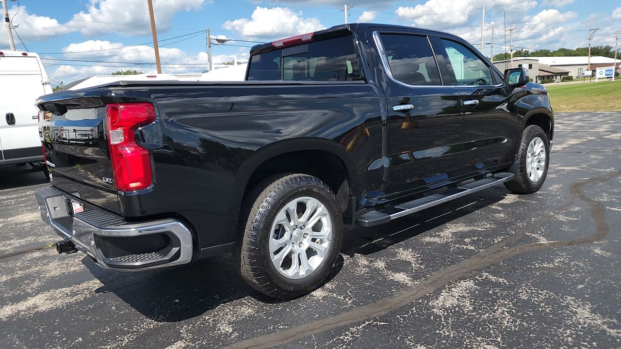 2023 Chevrolet Silverado 1500 LTZ photo 8