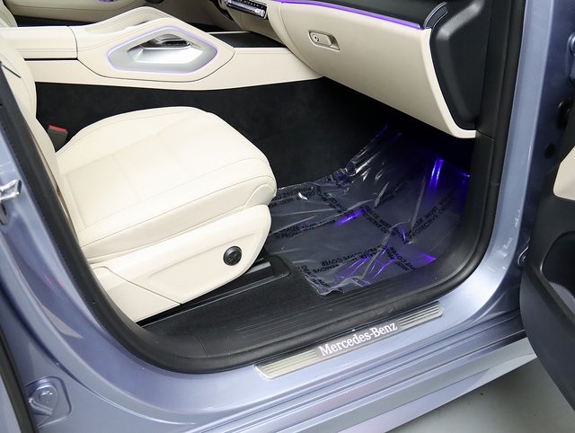2025 Mercedes Benz GLS 450 4MATIC photo 36