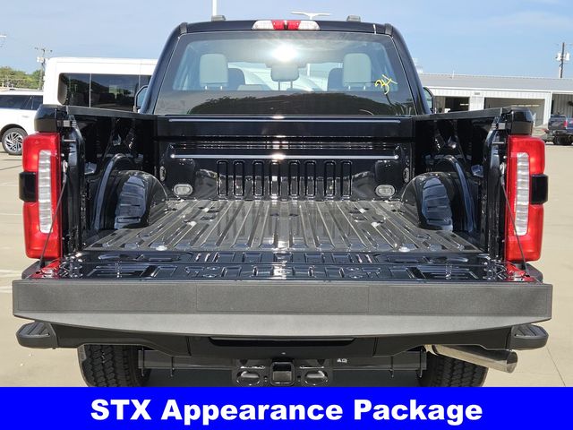2025 Ford F-250 XL photo 9
