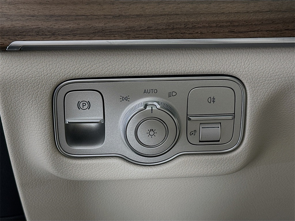 2026 Mercedes Benz GLE 450 4MATIC photo 10