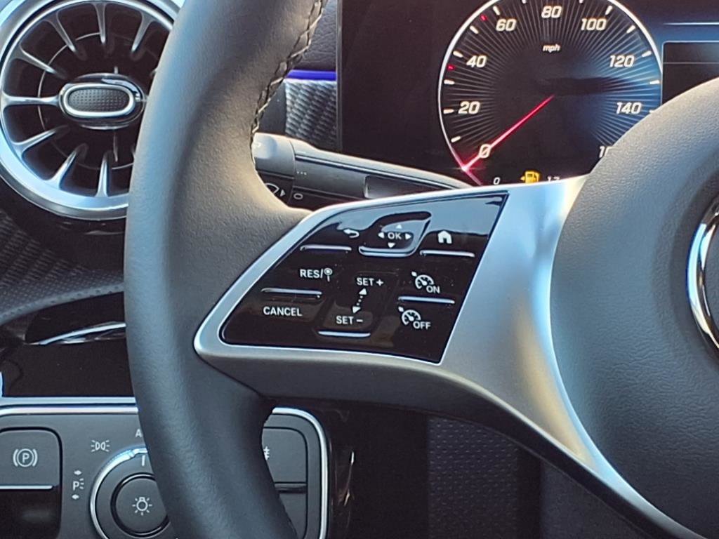 2025 Mercedes Benz CLA 250 photo 13