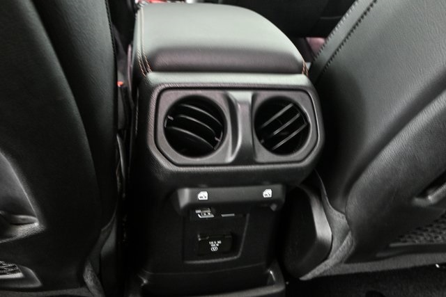 2023 Jeep Wrangler Rubicon 392 W photo 13