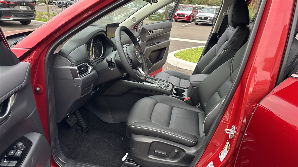 2024 Mazda CX-5 2.5 Select photo 35