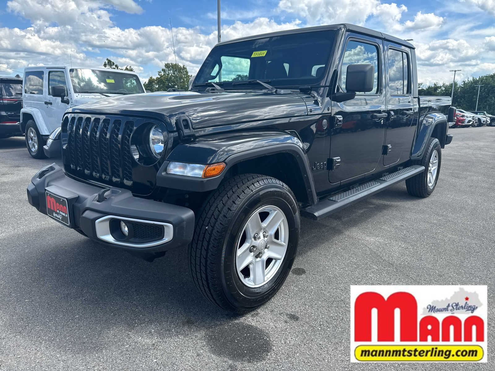 2023 Jeep Gladiator Sport S's photo