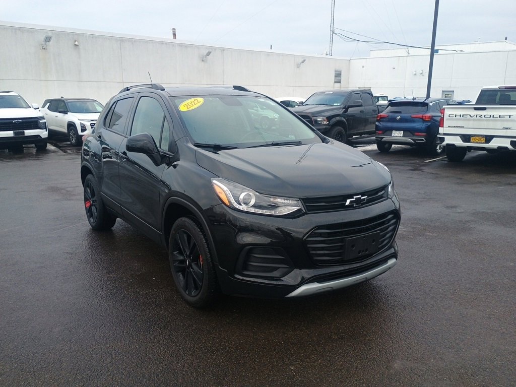 2022 Chevrolet Trax LT's photo
