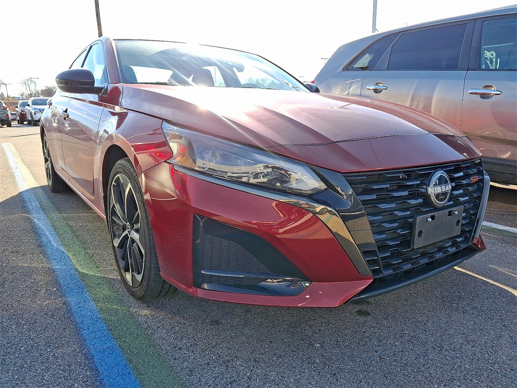 2024 Nissan Altima SR