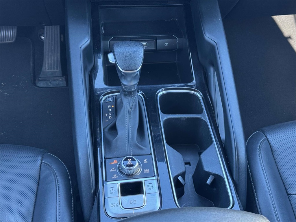 2022 Kia Telluride LX photo 18