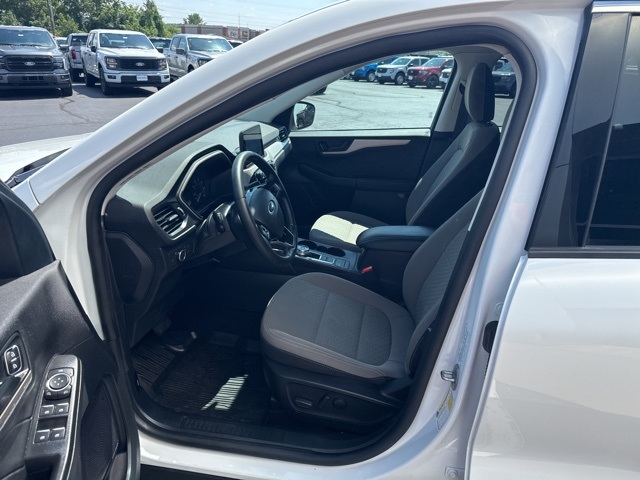2022 Ford Escape SE photo 11