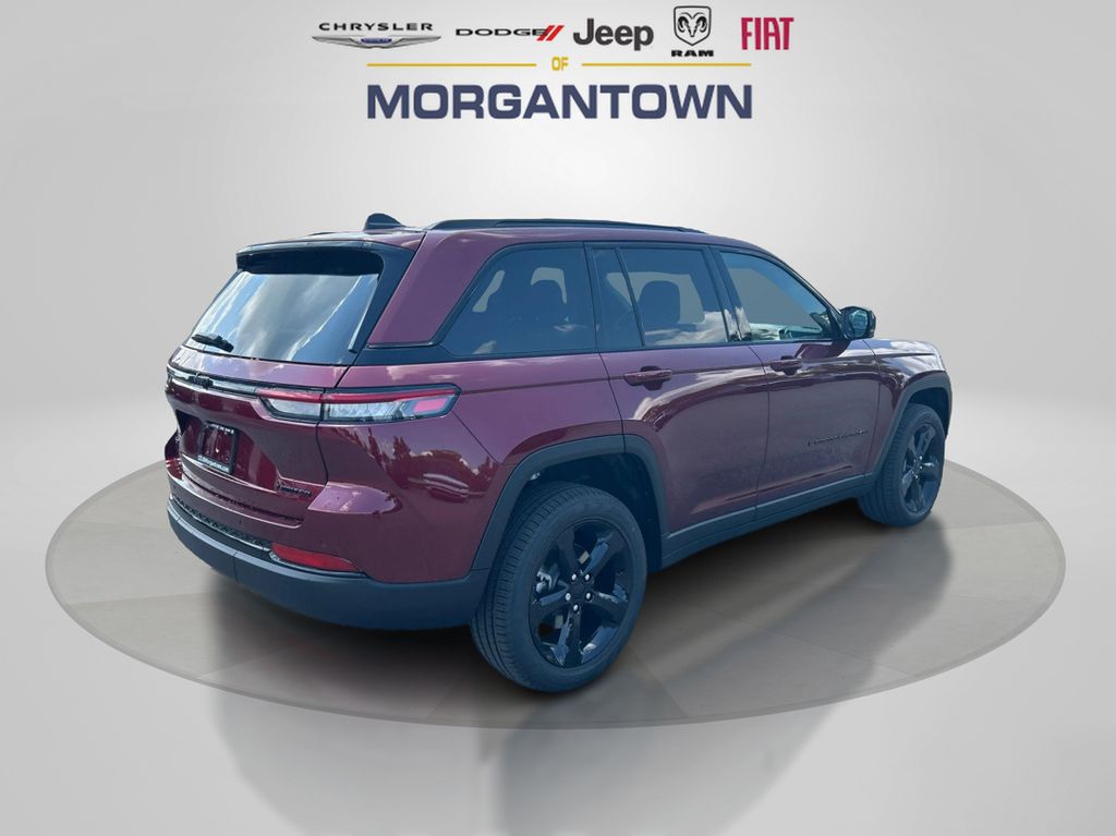 2025 Jeep Grand Cherokee Limited photo 4
