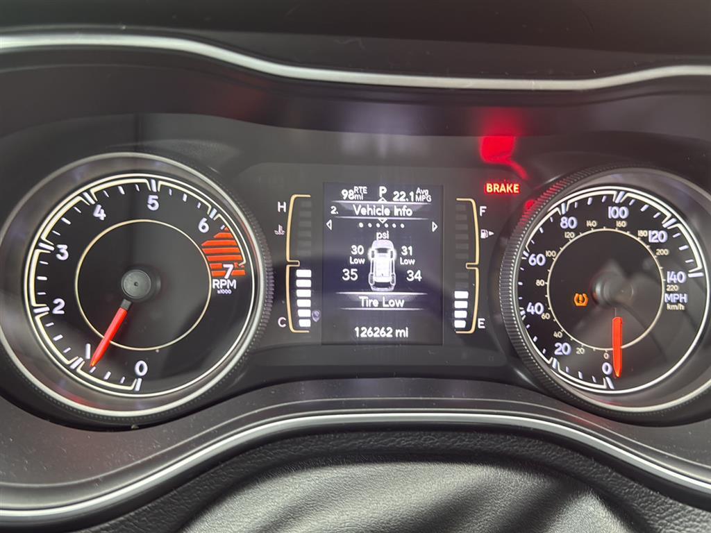 2019 Jeep Cherokee Latitude photo 3